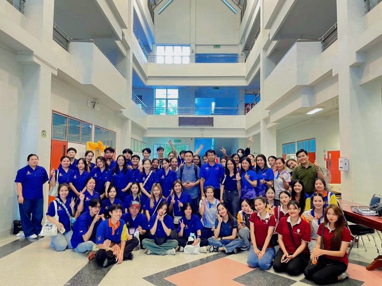 นักศึกษาสาขาโลจิสติกส์ คว้าใบประกาศนียบัตรผู้ควบคุมสินค้าคงคลัง ระดับ 1